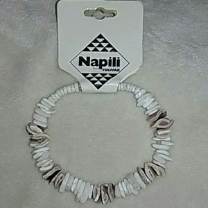 shell bracelet